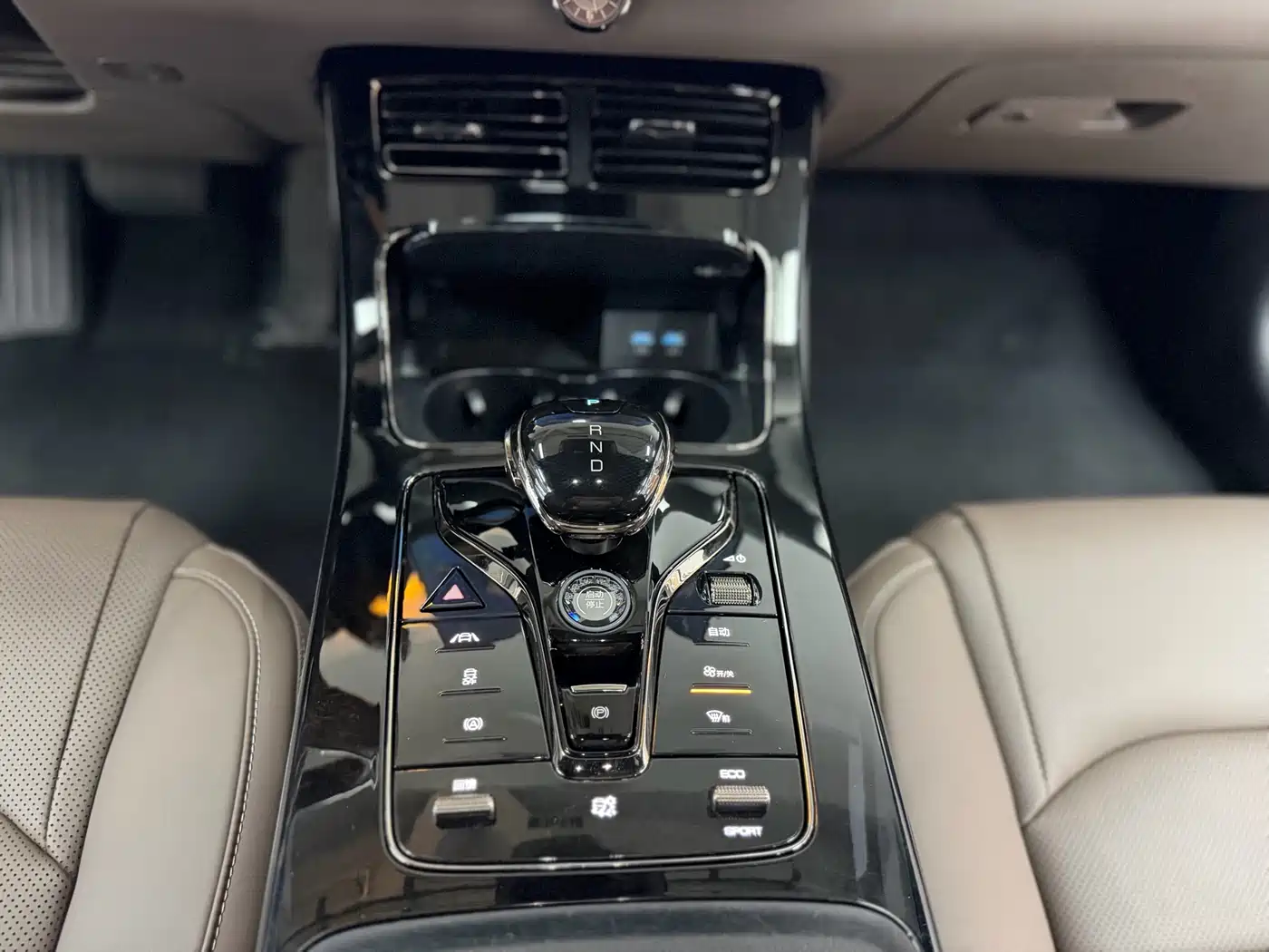 BYD Han 2021 EV Standard Range Luxury фото 8