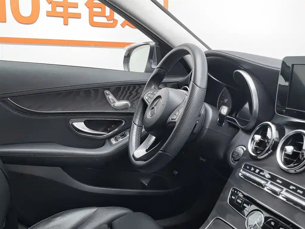 Mercedes-Benz C-Class 2015 Facelift C 180 L Sport фото 22
