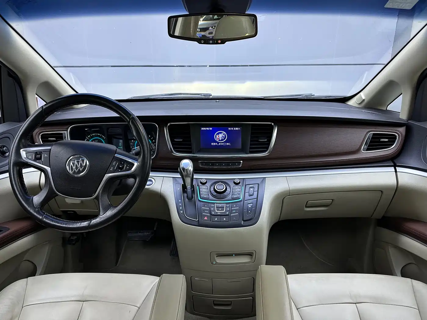 Buick GL8 2014 3.0L GT Luxury Business Elegance фото 7