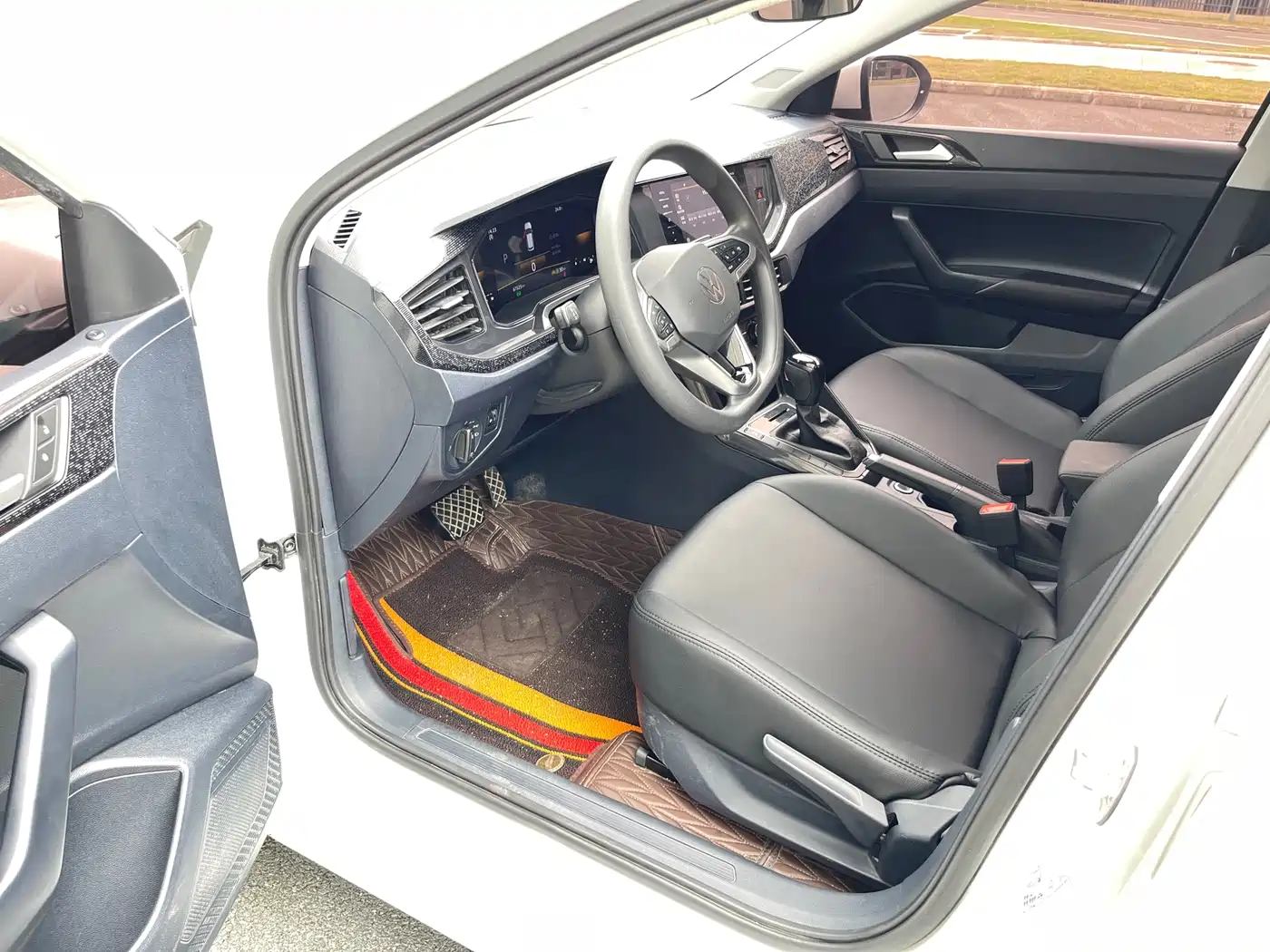 Volkswagen Lavida 2023 New Sharp 1.5L Auto Aspiration Edition фото 4