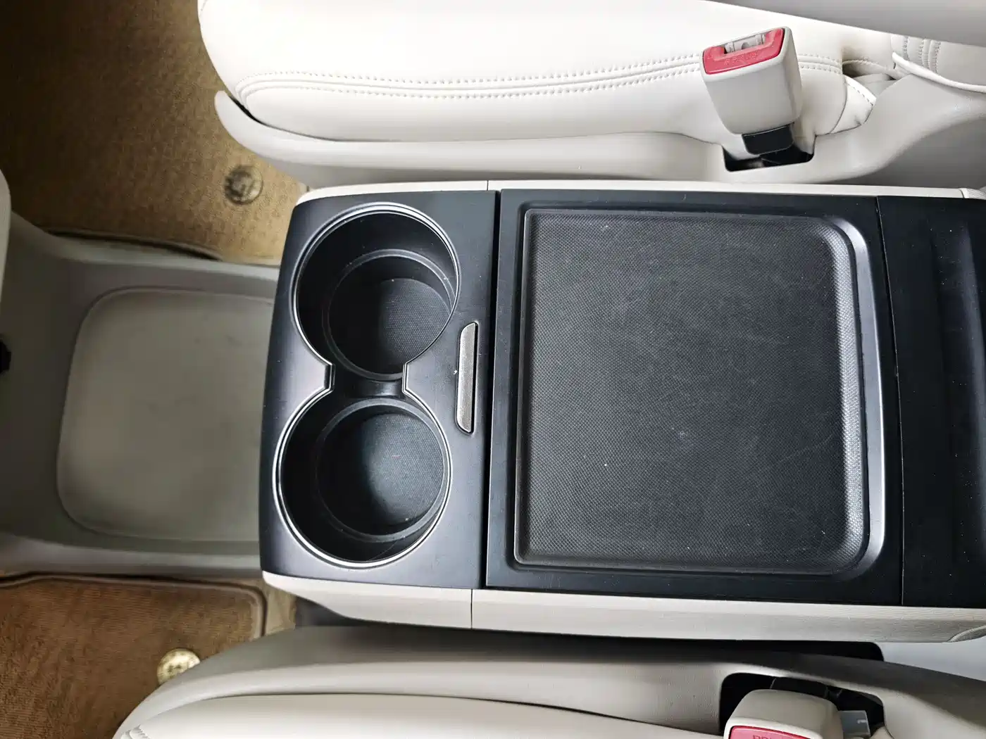 Toyota Sienna 2013 3.5L 4WD Automatic фото 23