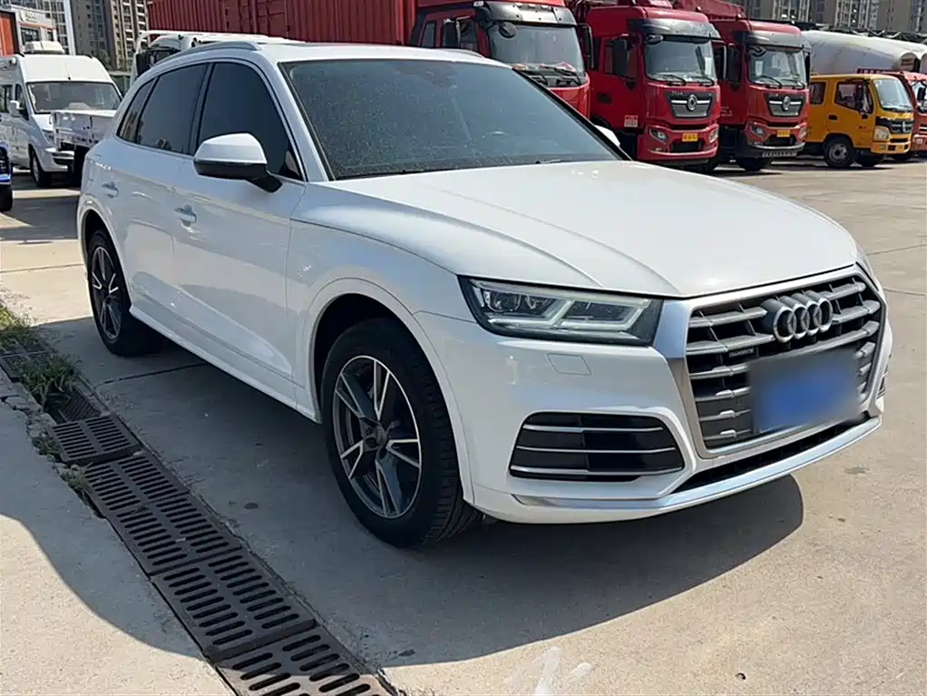 Audi Q5L 2020 40 TFSI Prestige Fashion фото 3