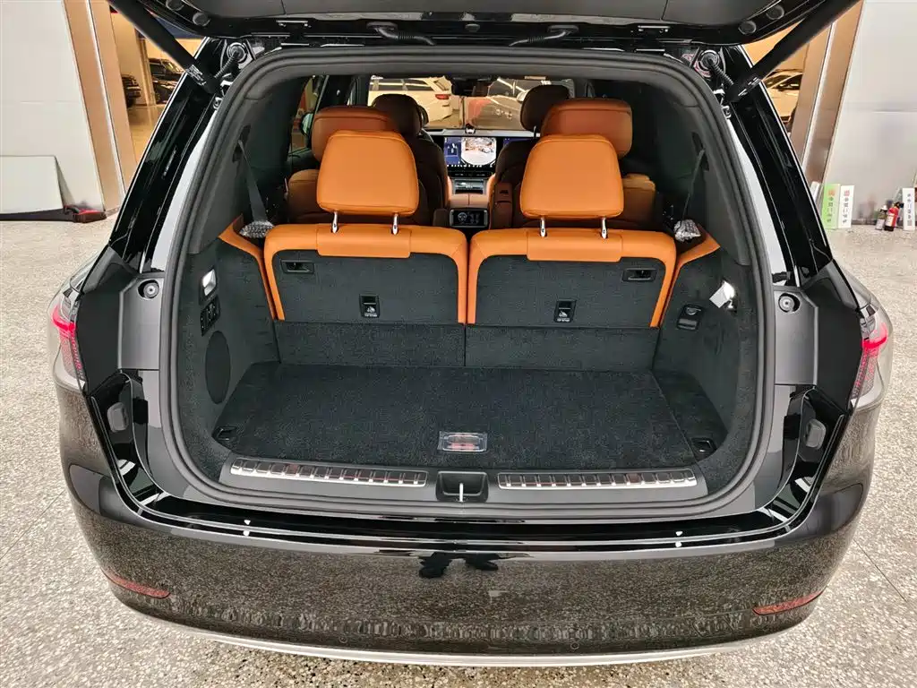 AITO Wenjie AITO M9 2025 Extended Range Ultra 52kWh 6-Seater фото 17