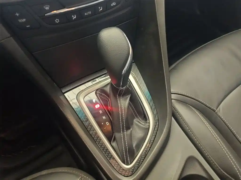 Buick Excelle 2016 Model 15N Automatic Luxury фото 14