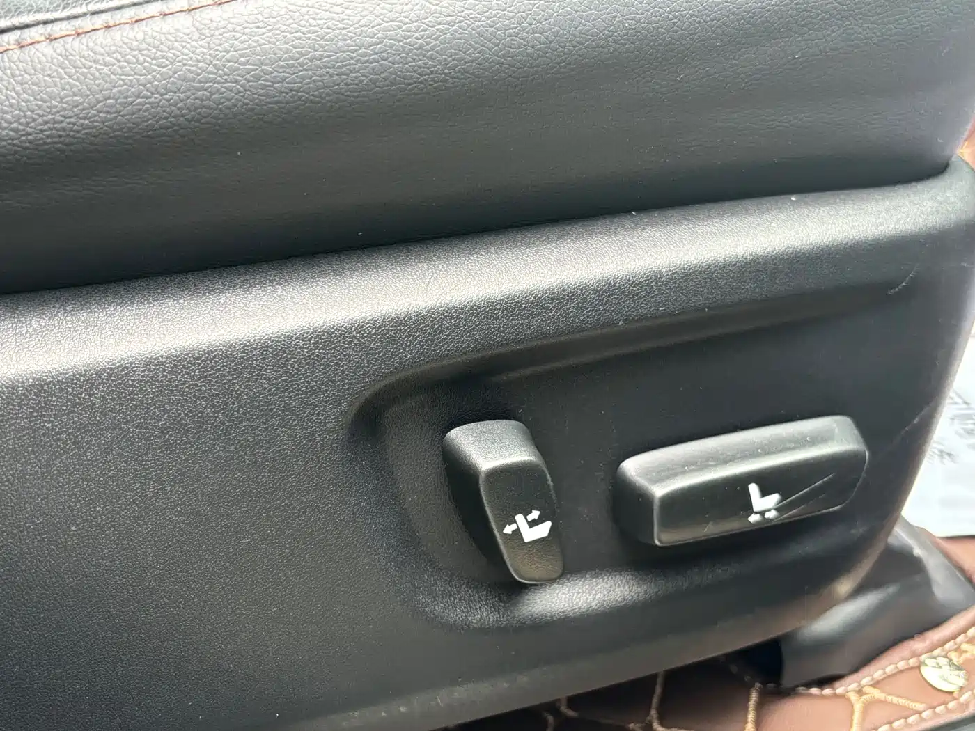 Toyota Highlander 2018 2.0T 4WD Luxury 7-seater (China V) фото 11