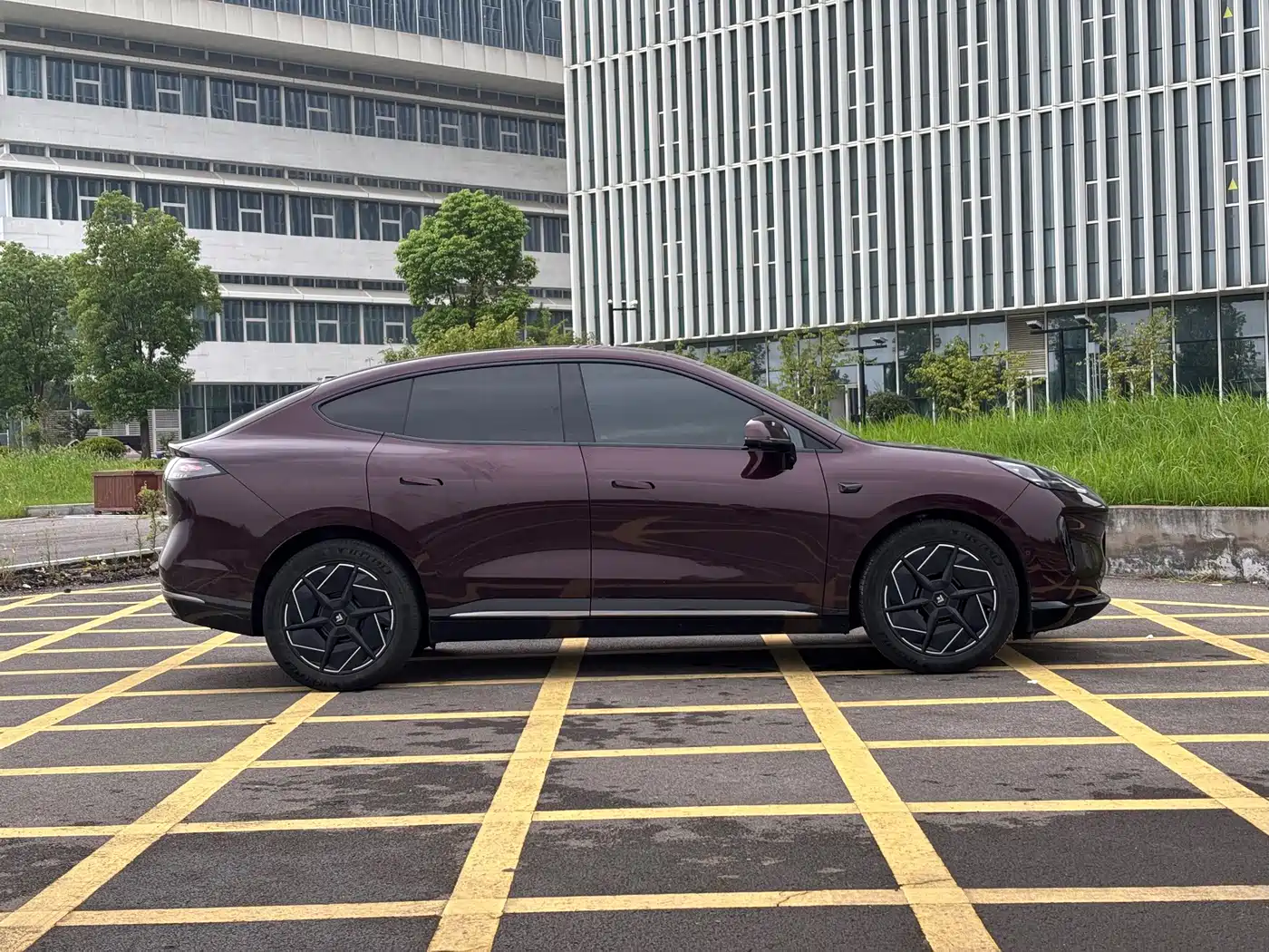 GAC Haobo Hyper HT 2024 2023 670 RWD Ultra High Voltage NDA Edition