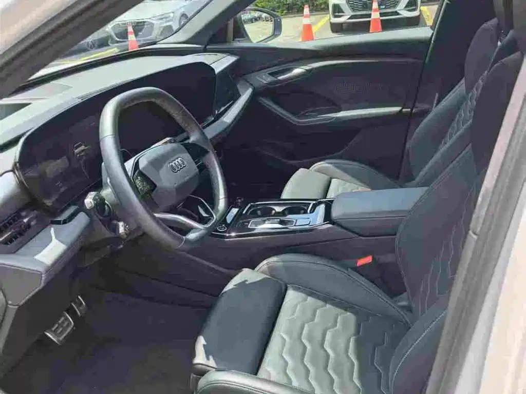 Audi Q6L e-tron 2025 2025 Model Pioneer Edition