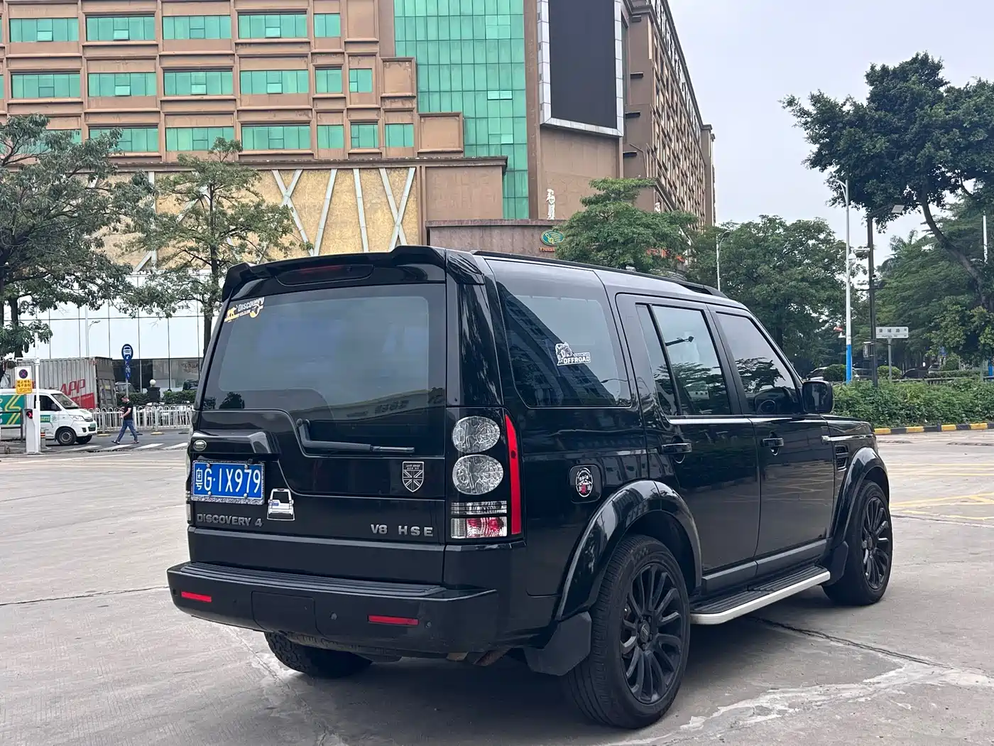 Land Rover Discovery 2011 2.7 TDV6 S Diesel фото 4