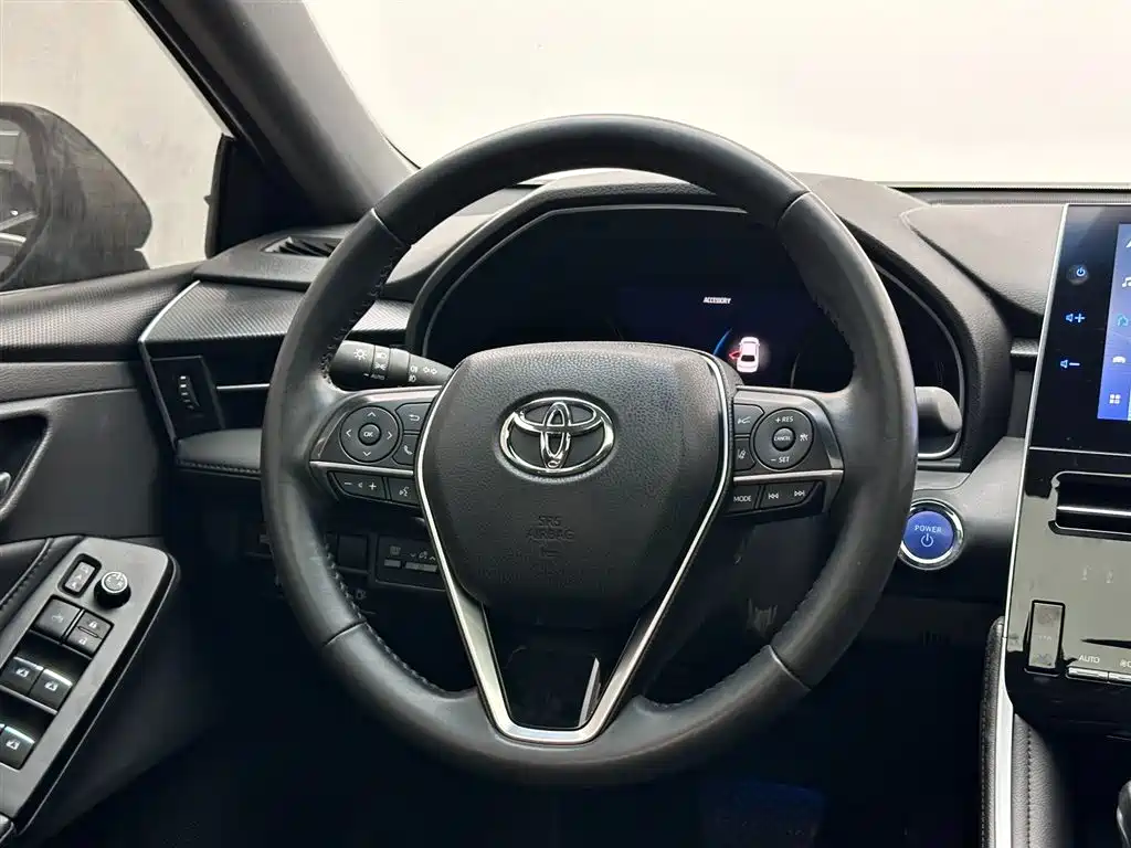 Toyota Avalon 2023 Hybrid 2.5L Luxury Edition фото 12