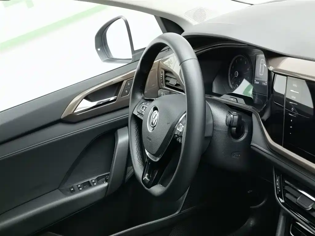 Volkswagen Tharu 2020 Model 280TSI 2WD Luxury Plus China VI фото 22
