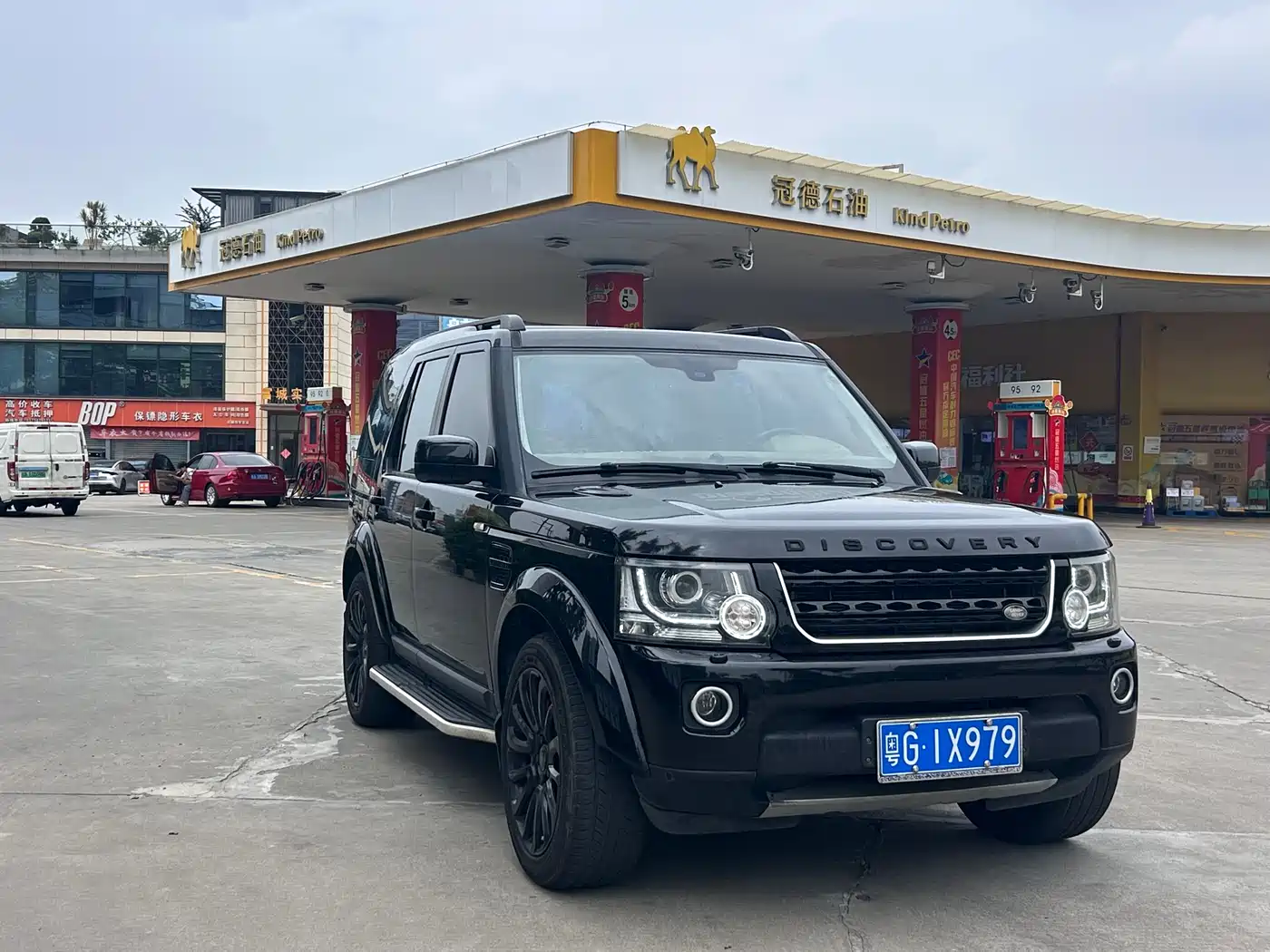 Land Rover Discovery 2011 2.7 TDV6 S Diesel фото 3
