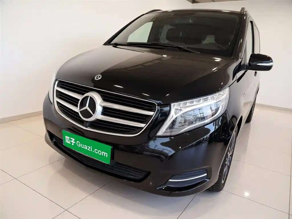 Mercedes-Benz V-Class 2017 Model V 260 Premium Edition
