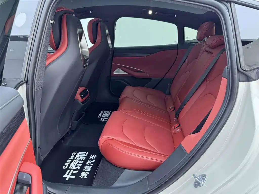 Xiaomi Auto Xiaomi SU7 2024 RWD Ultra Long Range Advanced Smart Driving Pro Edition фото 18