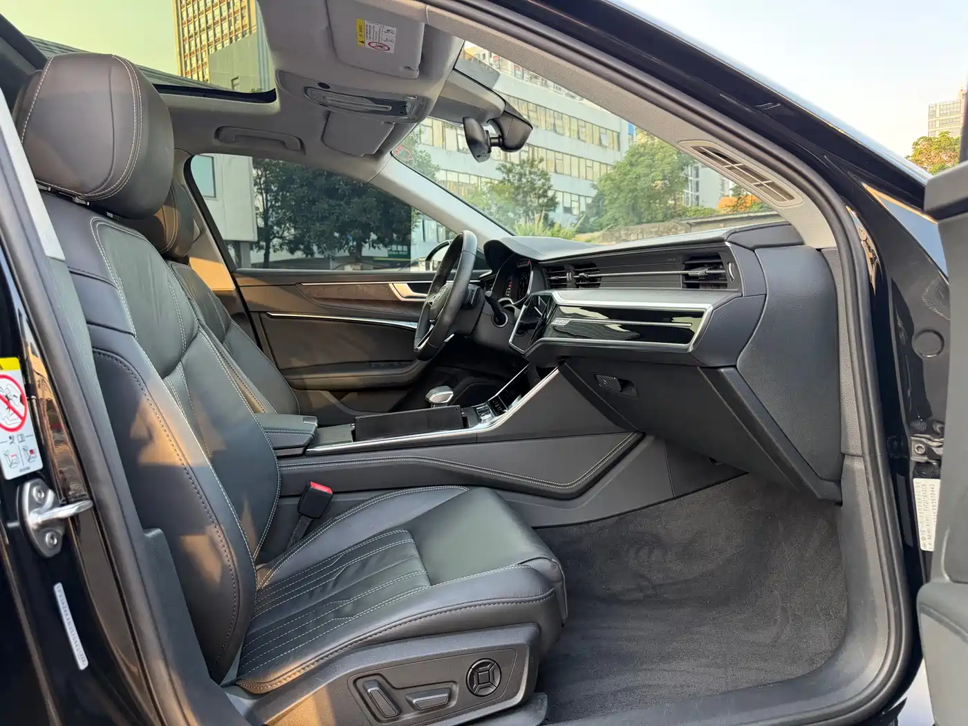 Audi A6L 2023 45 TFSI quattro Premium Elegance фото 10