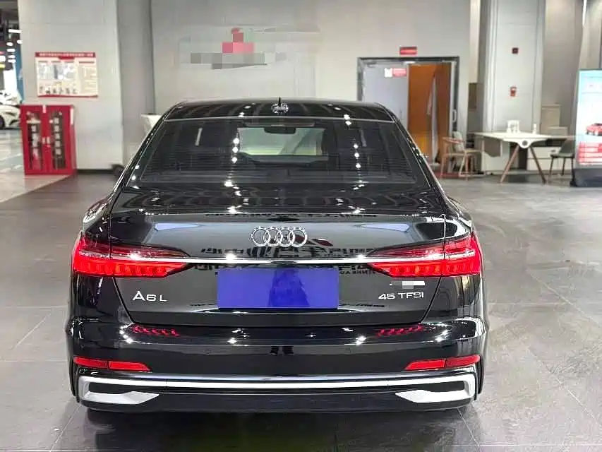 Audi A6L 2023 45 TFSI Premium Selection Dynamic фото 8