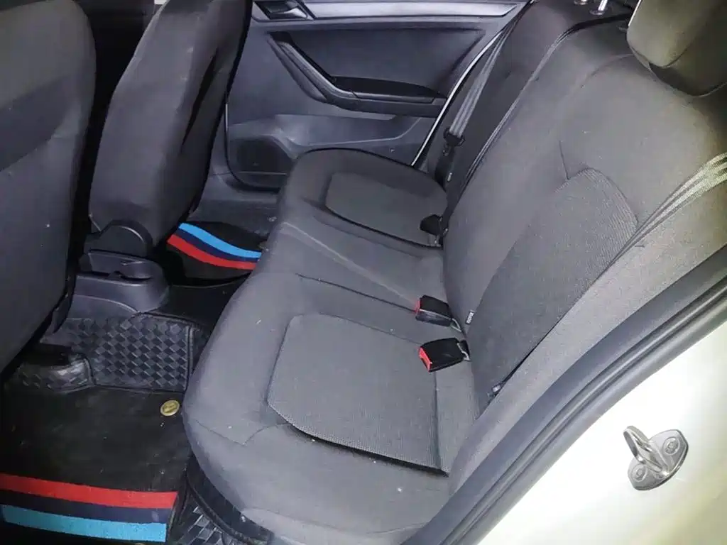 Volkswagen Jetta 2017 1.5L Manual Fashion фото 17