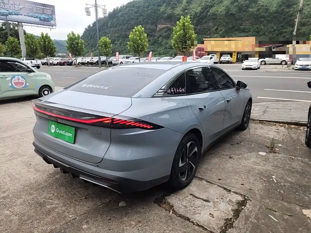 Geely Galaxy Galaxy L6 2024 2023 Model 125km PLUS