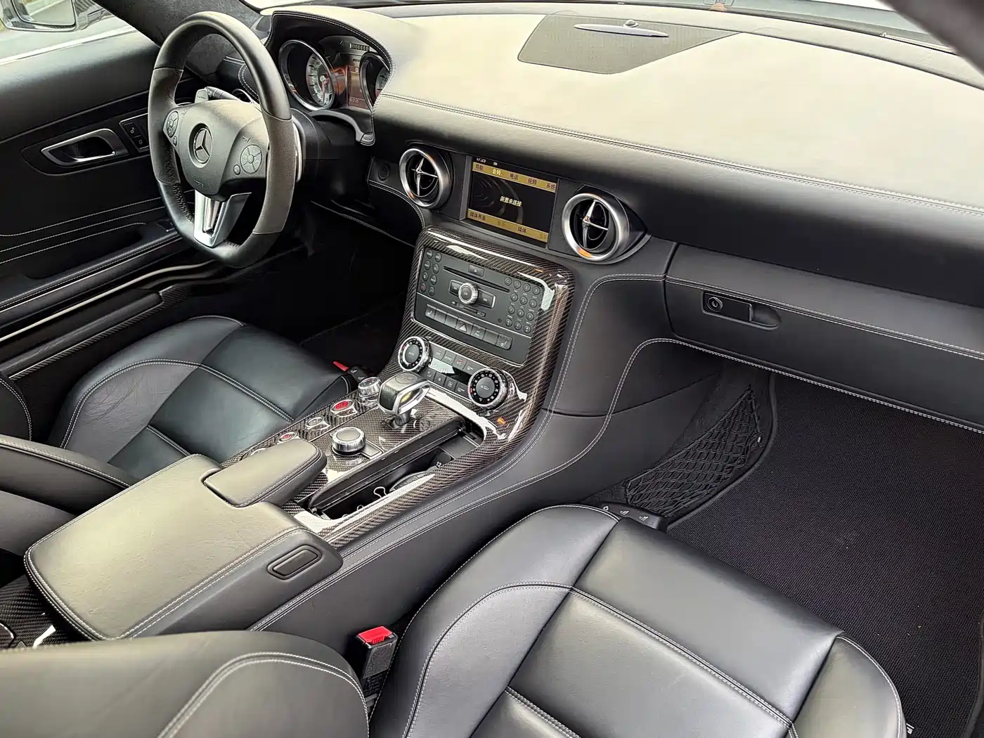 Mercedes-Benz SLS AMG 2011 SLS AMG фото 14