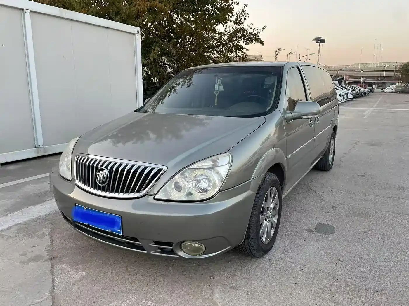 Buick GL8 2013 2.4L Classic фото 2