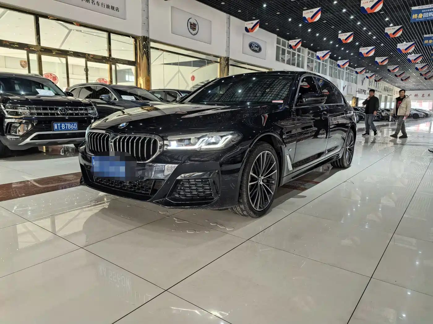 BMW 5 Series 2023 Facelift 530Li Leading M Sport Package