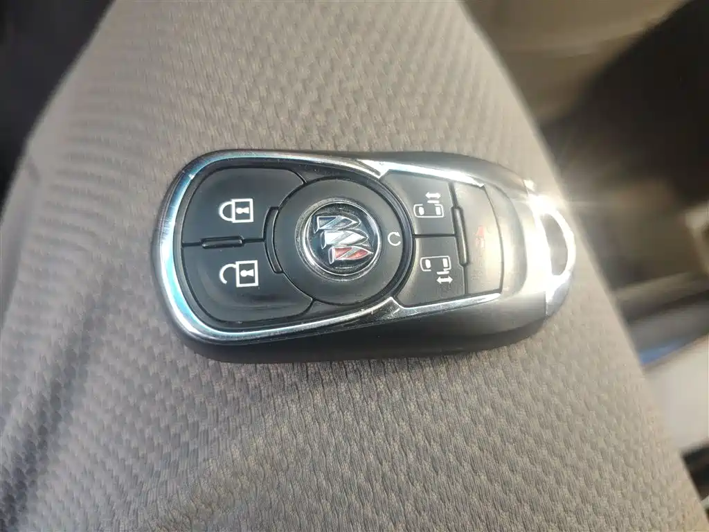 Buick GL8 2022 ES Landmark 653T Premium фото 9