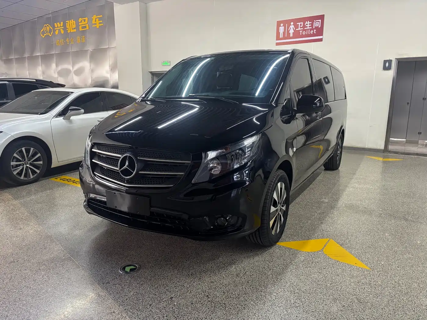 Mercedes-Benz Vito 2021 2.0T Elite 9-Seater