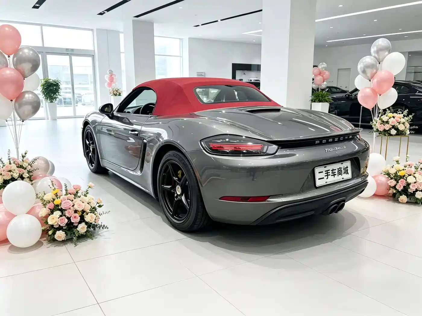 Porsche 718 2018 Boxster 2.0T фото 9
