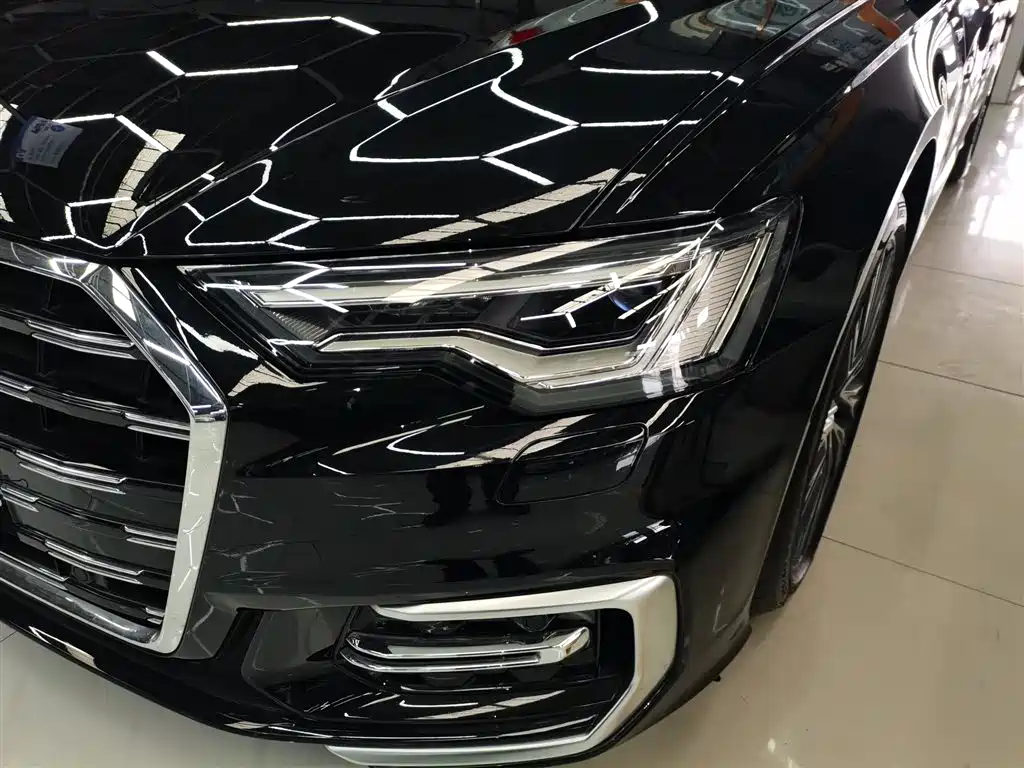 Audi A6L 2025 45 TFSI quattro Premium Sport фото 24