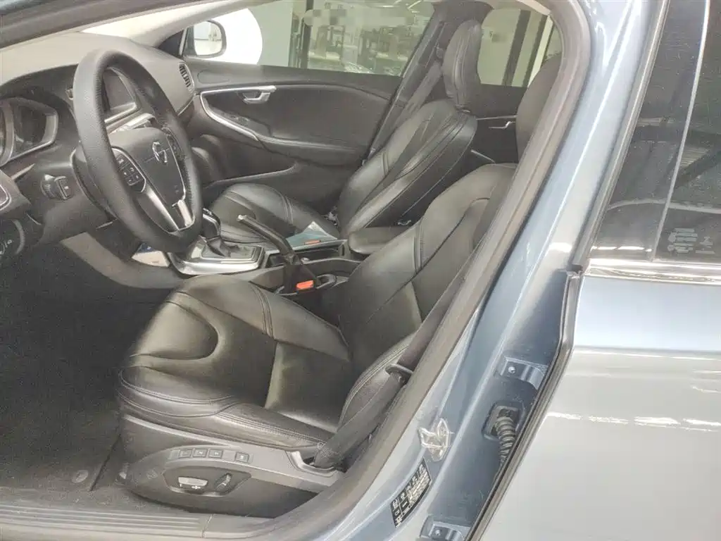 Volvo V40 2018 2018 T3 Inscription Edition