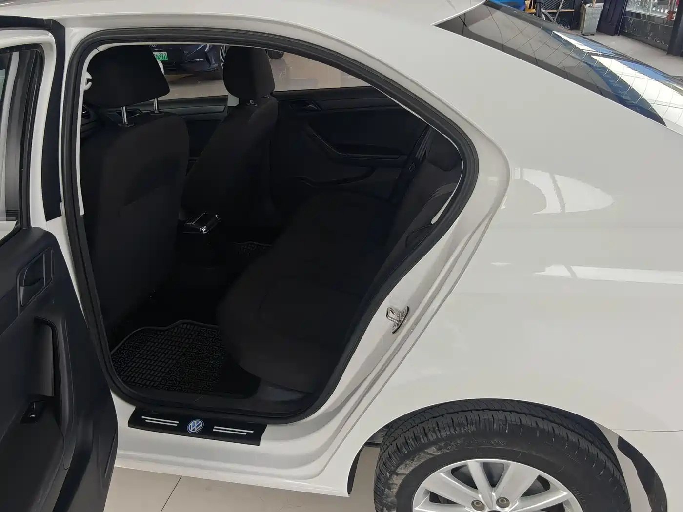 Volkswagen Jetta 2015 Quality Edition 1.4L Manual Fashion фото 13
