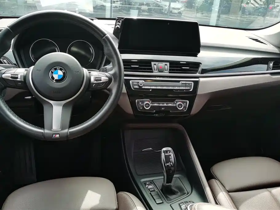 BMW X1 2021 Facelift sDrive25Li Leading фото 12