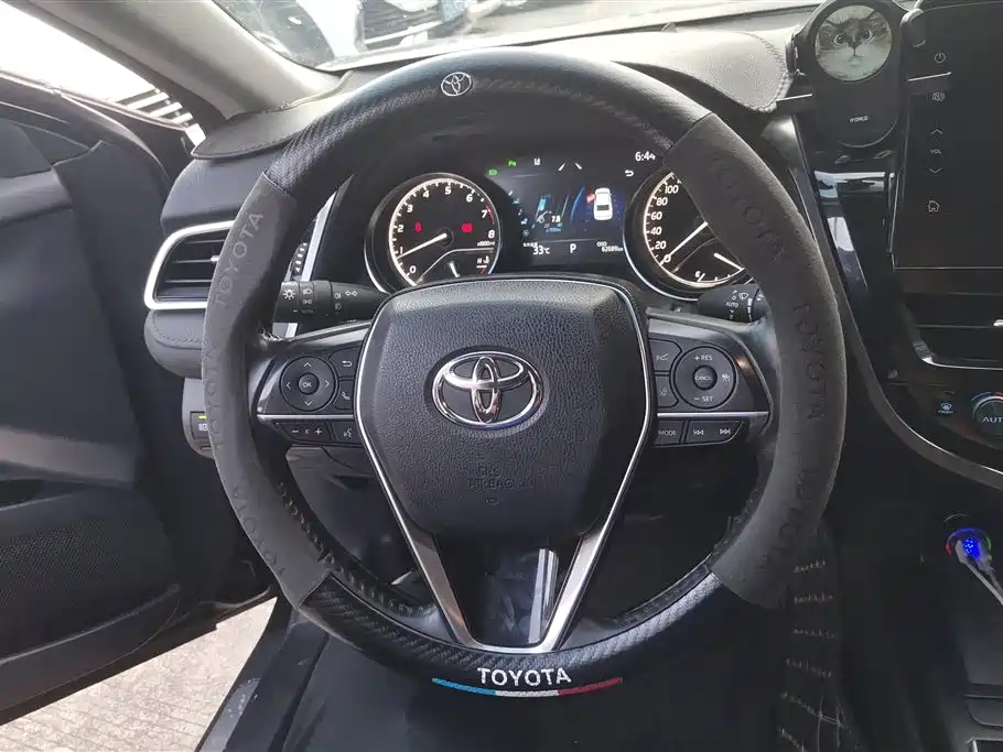 Toyota Camry 2023 2.0G Luxury Edition фото 15