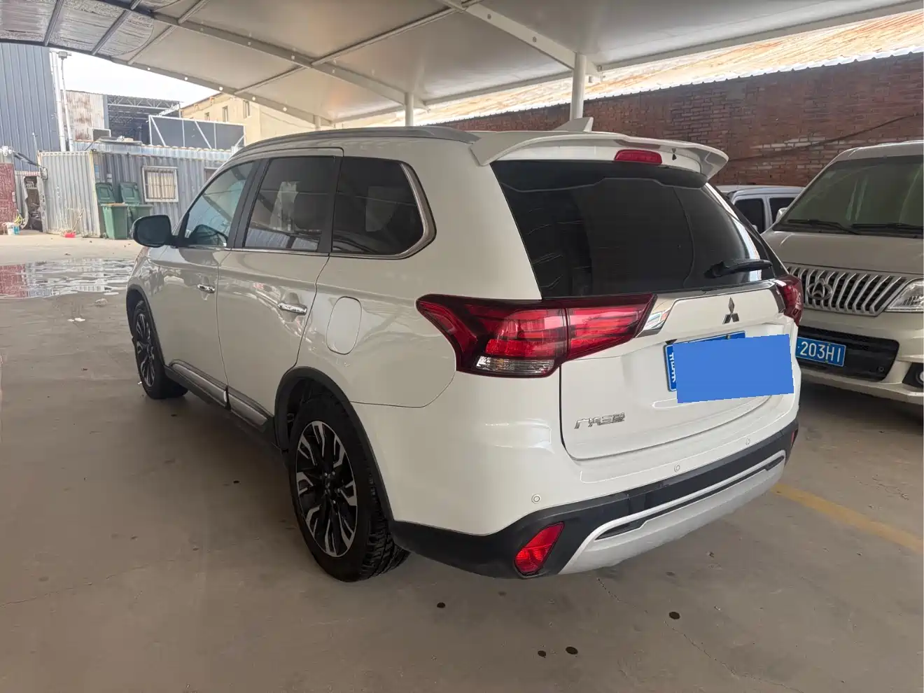 Mitsubishi Outlander 2019 2.4L 4WD Deluxe Edition 5-seater China V фото 7