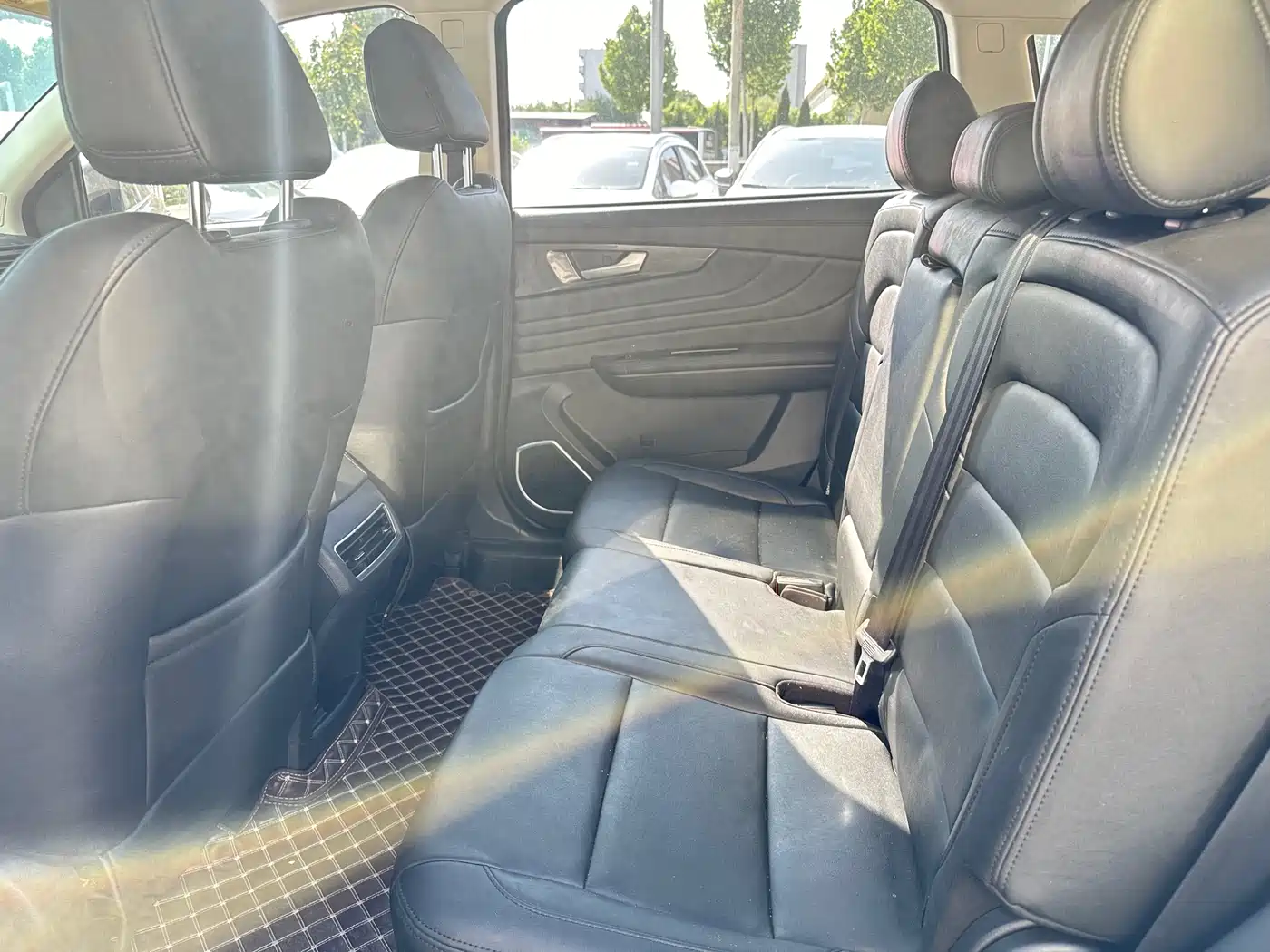 Sinotruk VGV VGV U70 2020 2020 Model 1.5T Auto Smart Luxury 7-Seater