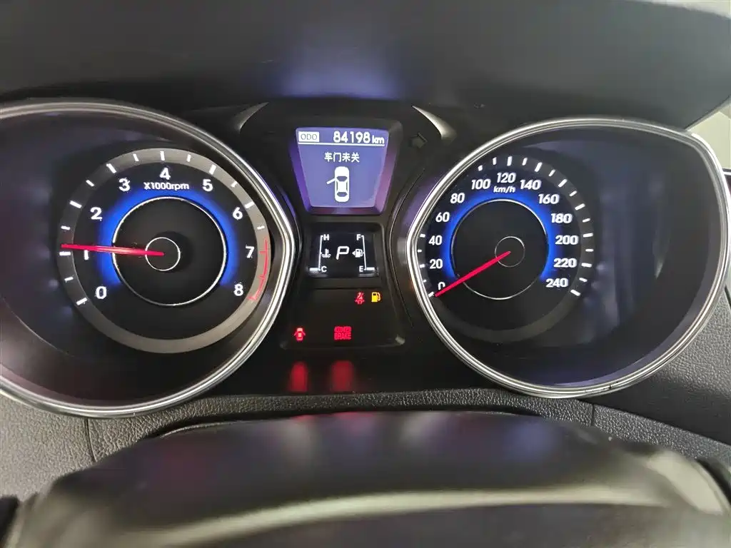 Hyundai Langdong 2015 1.6L Auto Premium фото 12