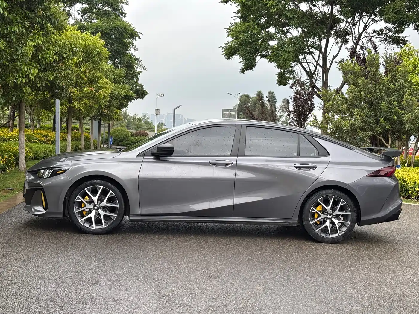 GAC Trumpchi Trumpchi Emkoo 2021 270T DCT J15 Edition фото 8