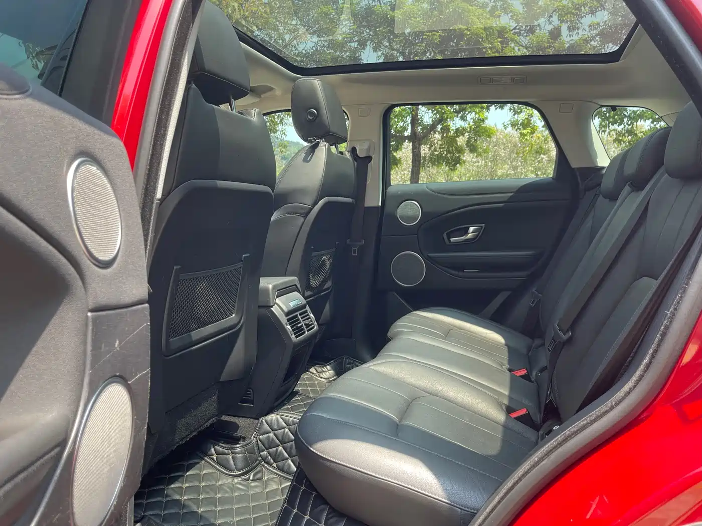 Land Rover Range Rover Evoque 2018 240PS SE Smart Edition фото 18