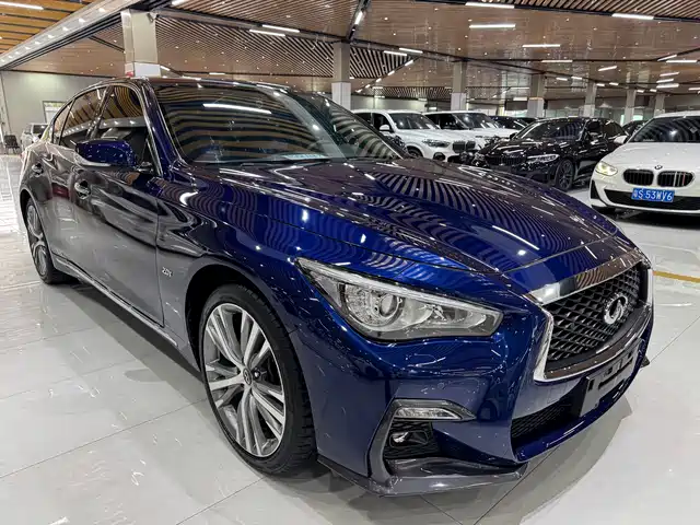 Infiniti Q50L 2019 2.0T 30th Anniversary Limited Edition — фото 3