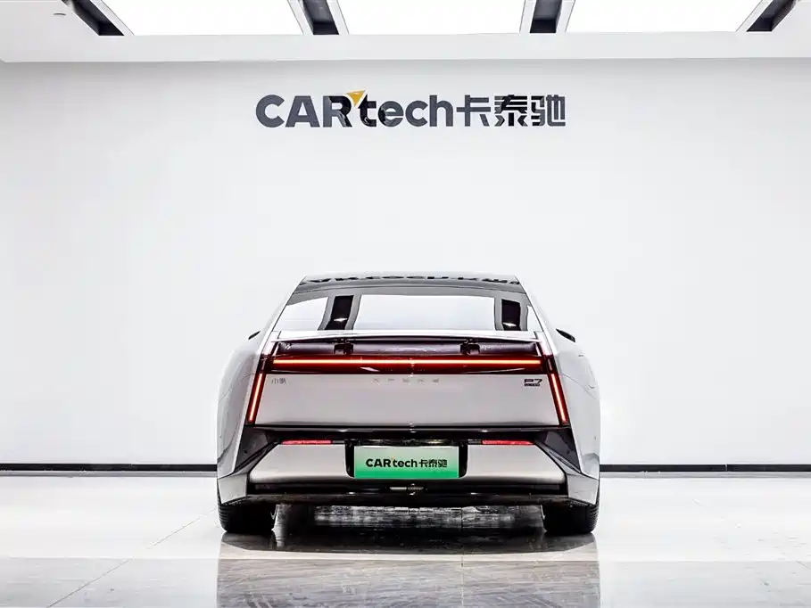 XIAOPENG P7