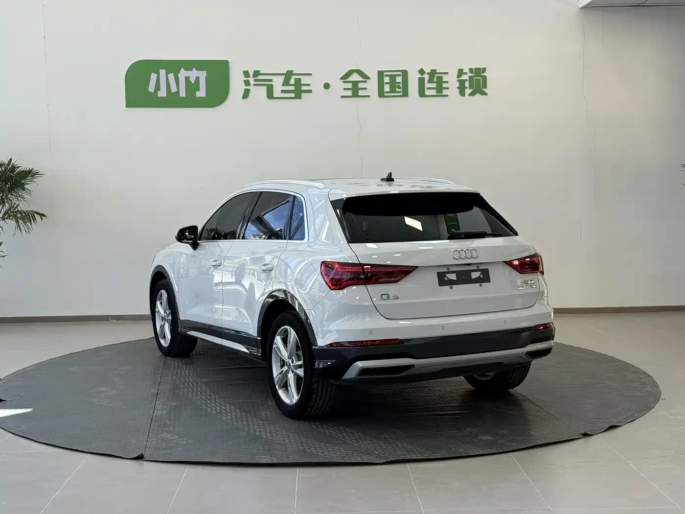 Audi Q3 2022 35 TFSI Fashion Elegance фото 2