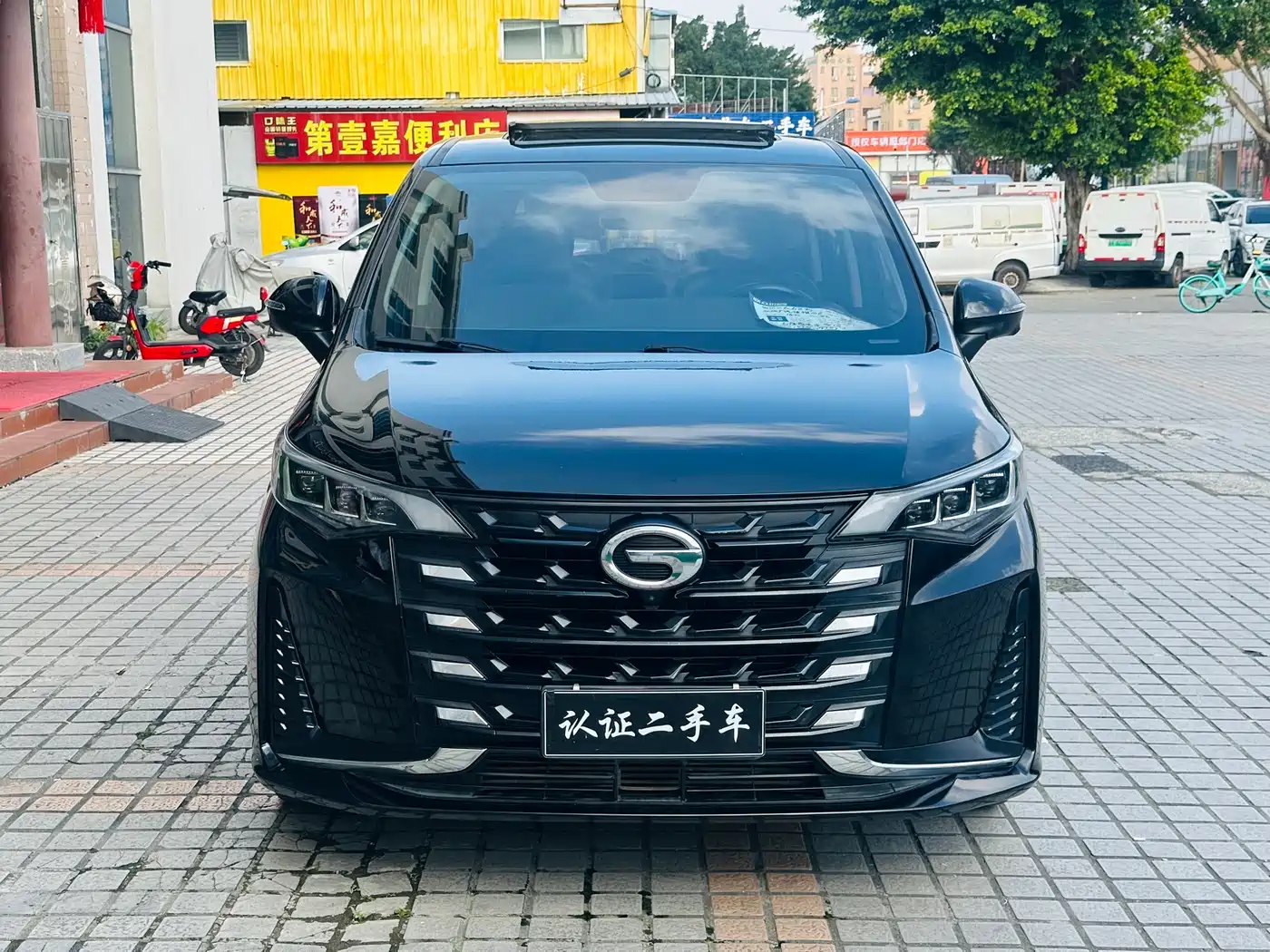 GAC Trumpchi Trumpchi M6 2021 270T DCT Premium Edition (7-seater) фото 2