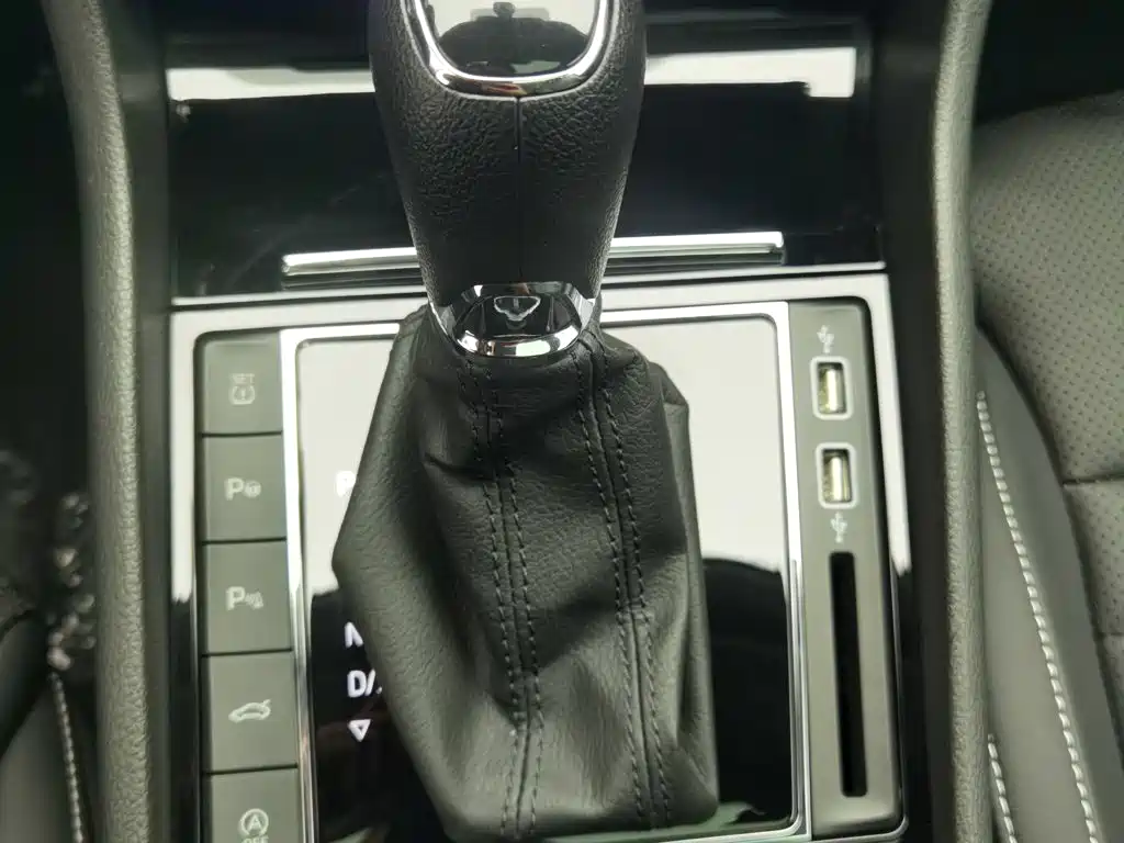 Skoda Superb, миниатюра 13
