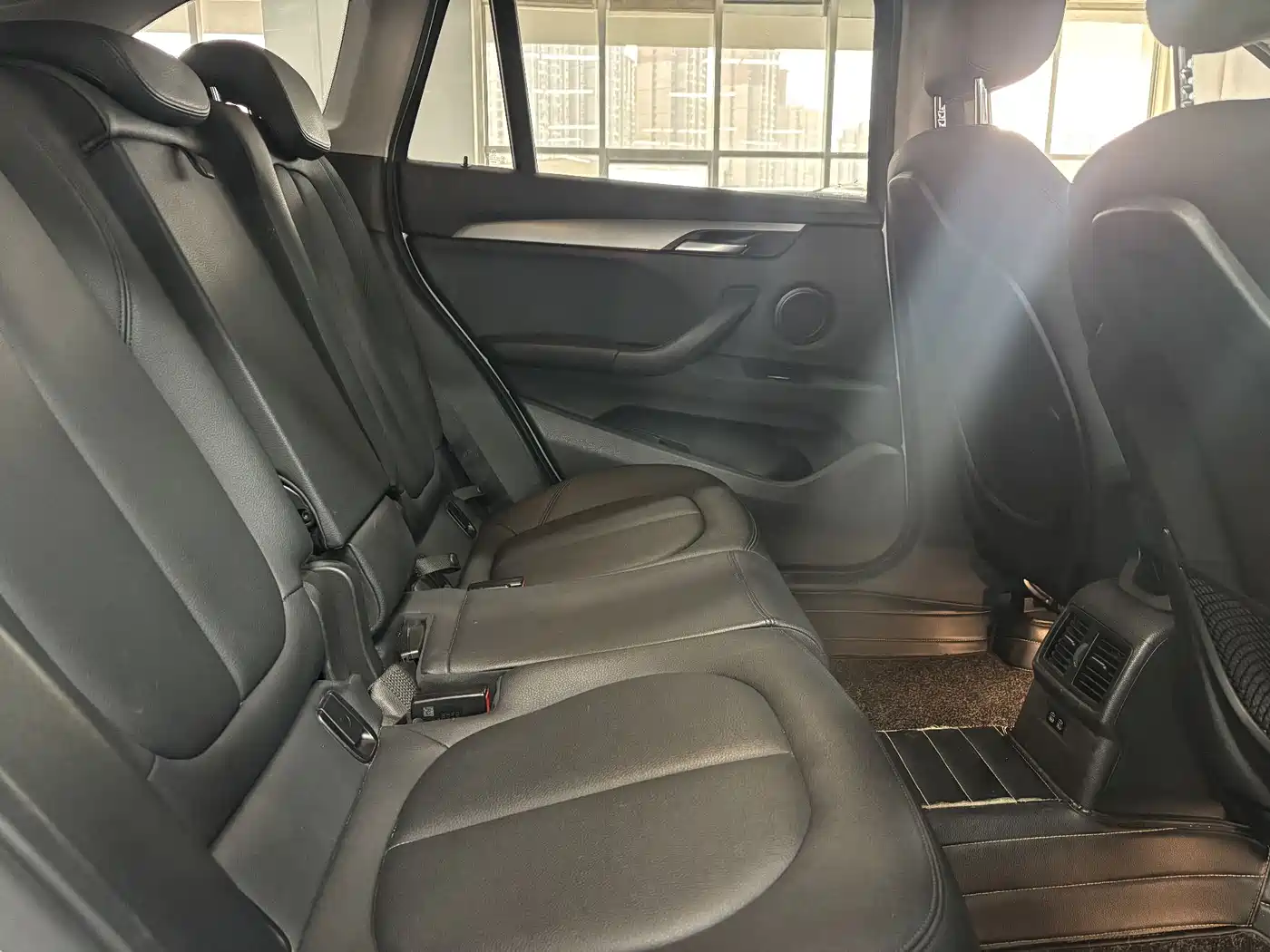 BMW X1 2019 sDrive20Li Leading Model фото 22