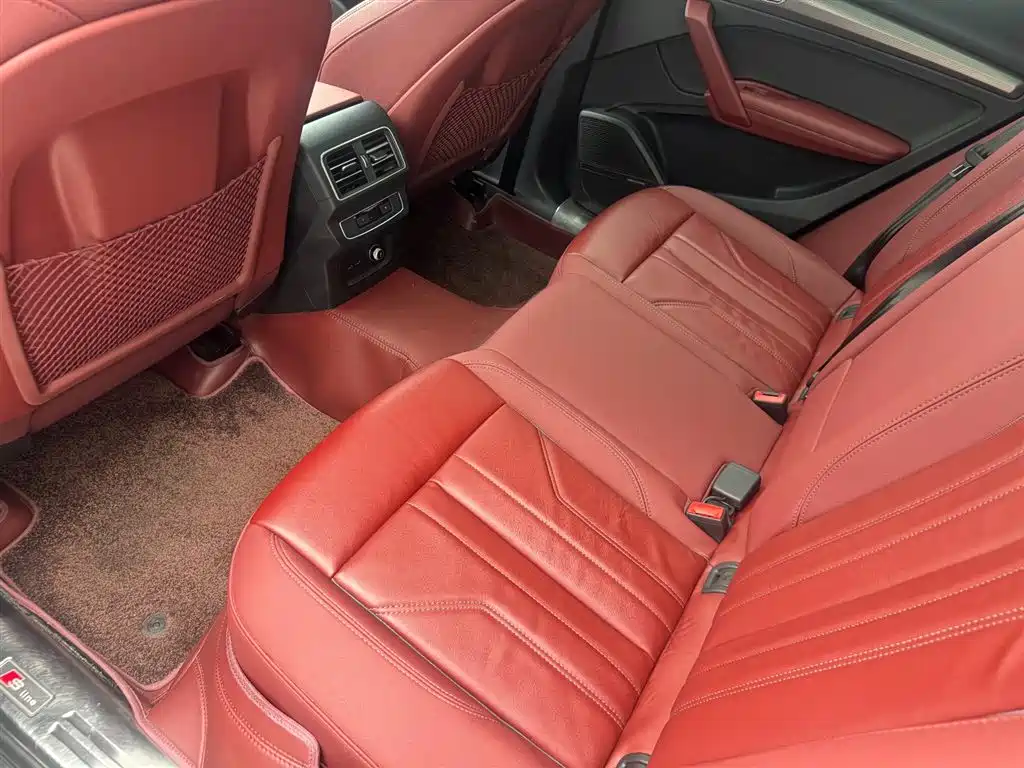 Audi Q5L 2024 Model 45 TFSI Luxury Dynamic фото 10