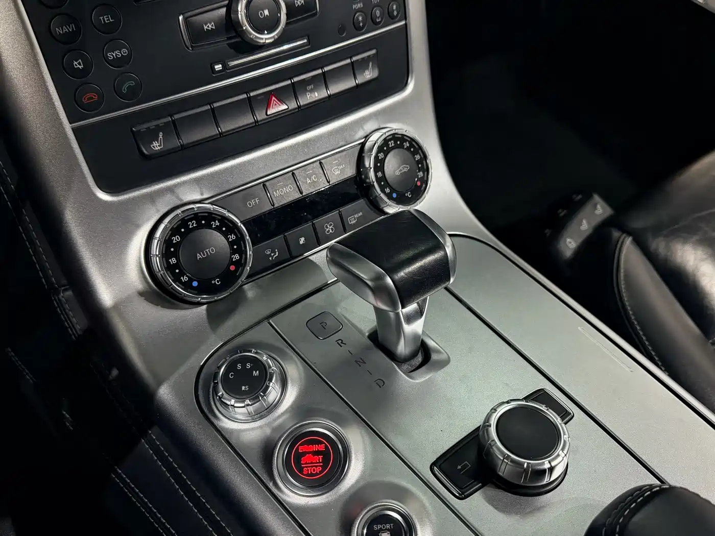 Mercedes-Benz SLS AMG 2011 SLS AMG фото 8