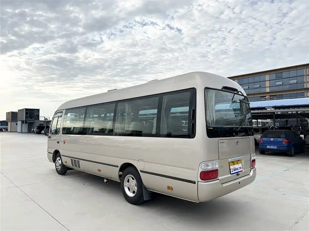 Toyota Coaster 2007 2.7L Gasoline Premium Edition 20-seater фото 17