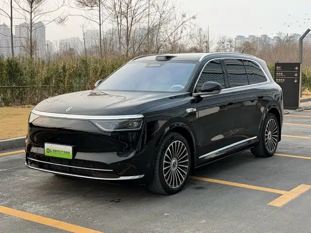 AITO ASK THE WORLD M8