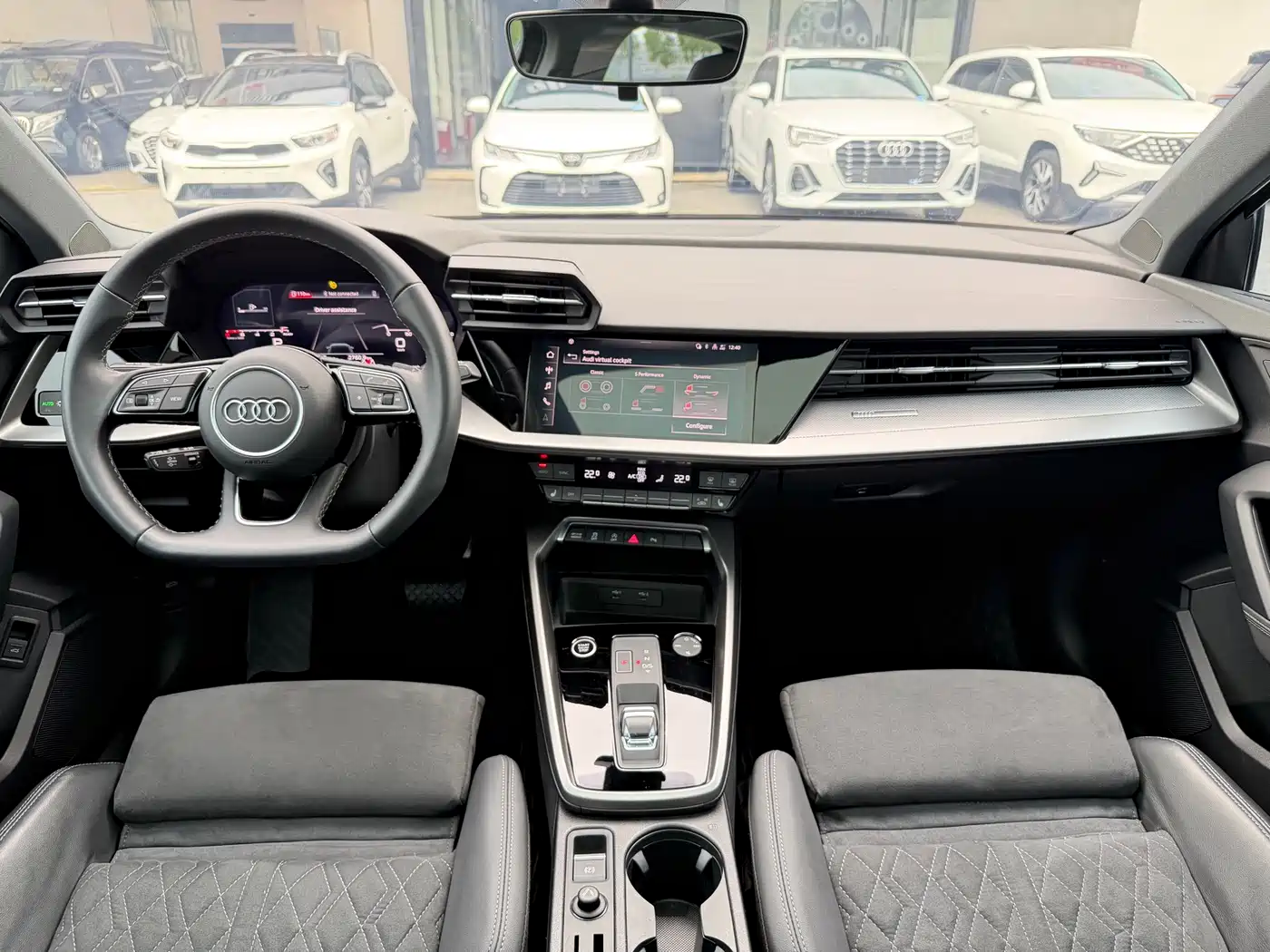 Audi A3 2022 Sportback 35 TFSI Luxury Sport фото 17