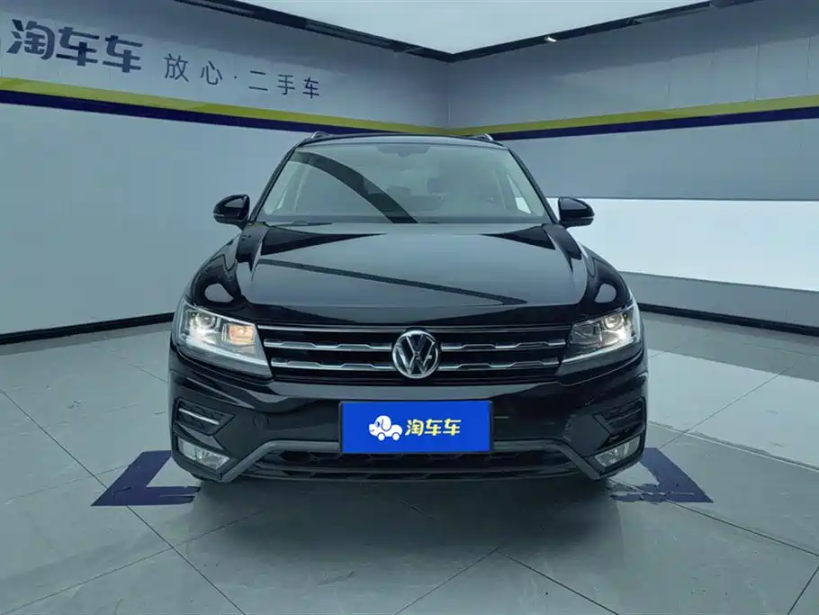 Volkswagen Tiguan L 2019 330TSI Automatic 2WD Panorama Comfort Edition China VI фото 2