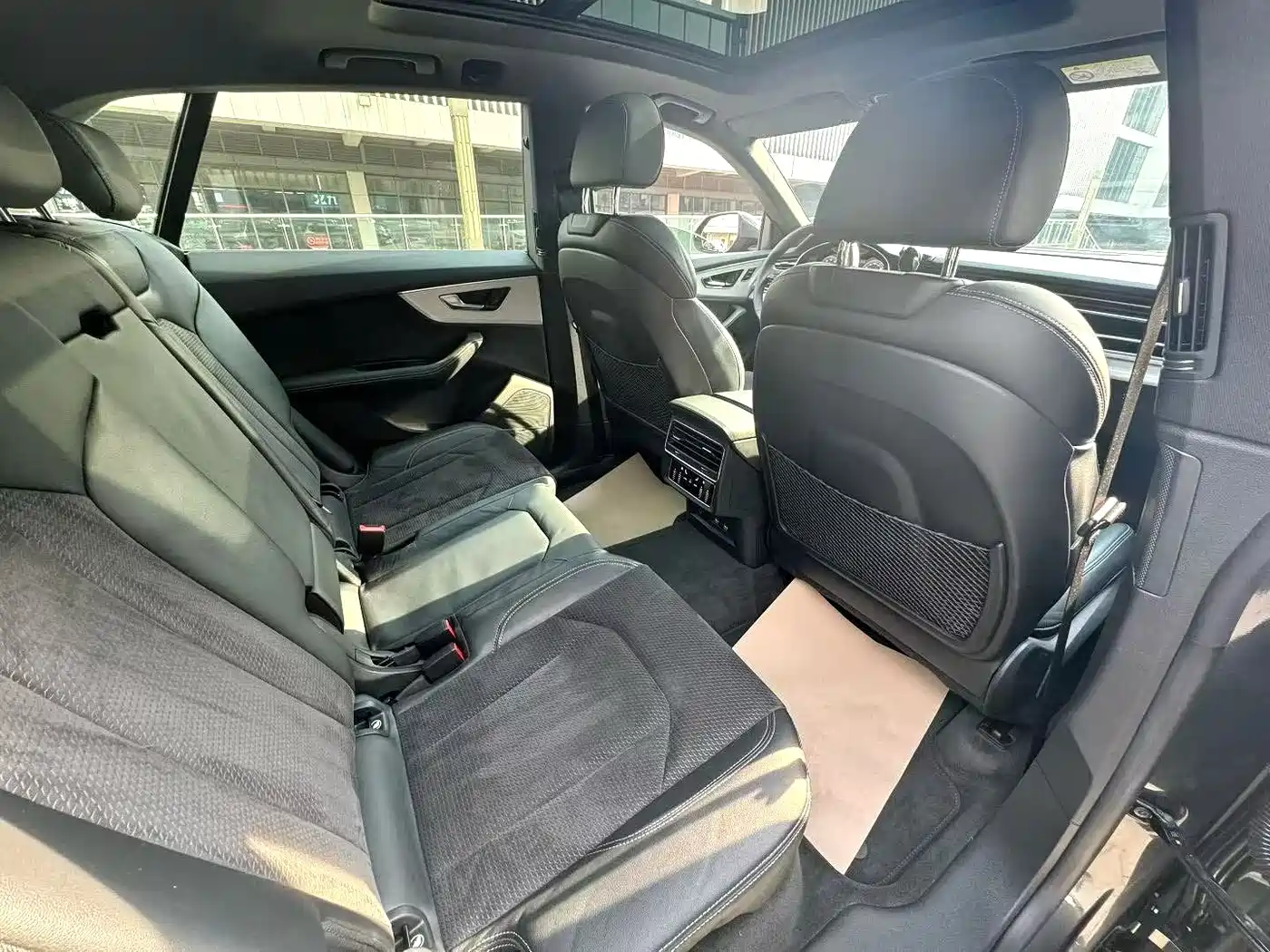 Audi Q8 2019 Model 55 TFSI Premium Dynamic фото 5